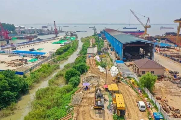 國內(nèi)過江電纜在靖江段成功橫穿長江【3150米】