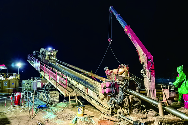 DN273、DN219+114天然氣管道穿越工程